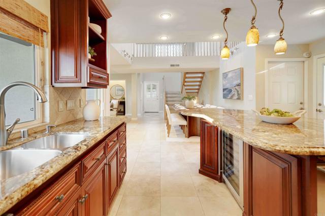 Detail Gallery Image 28 of 44 For 2438 Ocean St, Carlsbad,  CA 92008 - 3 Beds | 2/1 Baths