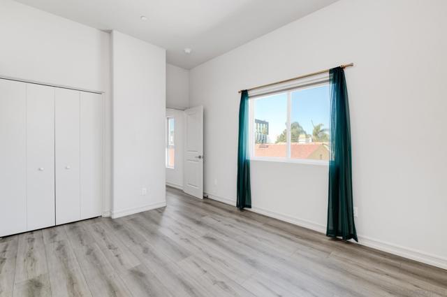 3739 31St St, San Diego CA: https://media.crmls.org/mediaz/d54df2dd-4bdf-4fe3-b14a-f75f6902cf21.jpg