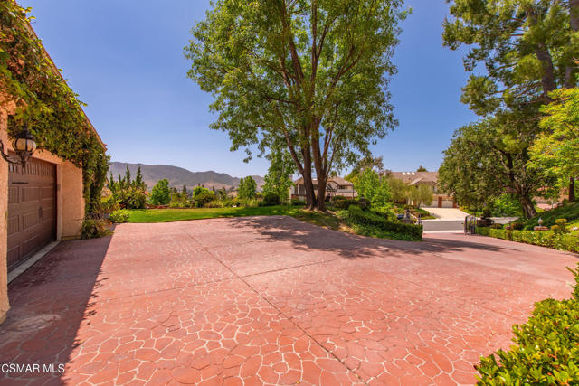 5924 Rainbow Hill Road, Agoura Hills CA: https://media.crmls.org/mediaz/d54e5fdd-da82-4911-b654-75eb77279784.jpg