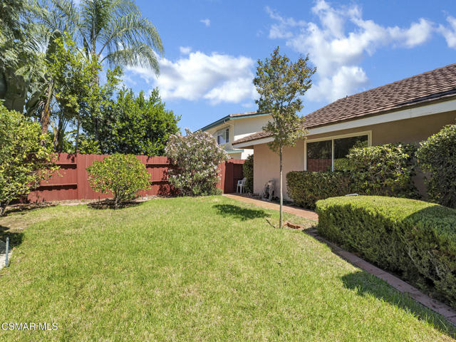 121 Ensenada Avenue, Newbury Park CA: https://media.crmls.org/mediaz/d54e60a2-f9c7-457d-a862-13988d7531f4.jpg