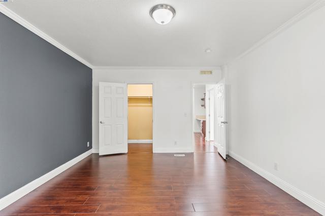 28147 Murcia st, Hayward CA: https://media.crmls.org/mediaz/d54eb0c6-7532-4f76-b487-e1599da0ed87.jpg