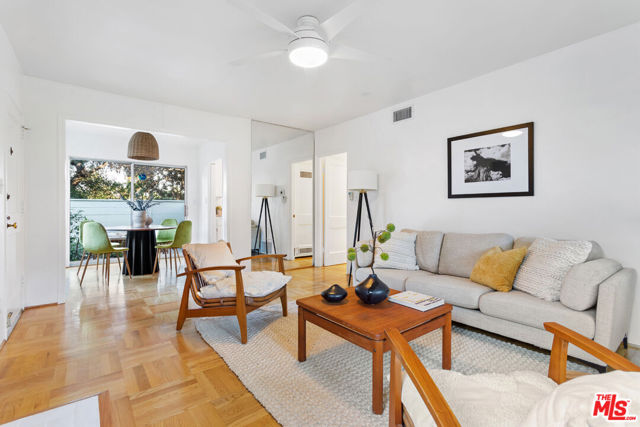 5112 Village photo 24
