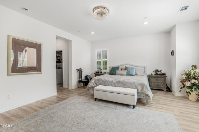 566 Purple Sage Lane, Simi Valley CA: https://media.crmls.org/mediaz/d550083d-e320-4d1c-bb91-be84c0f92770.jpg