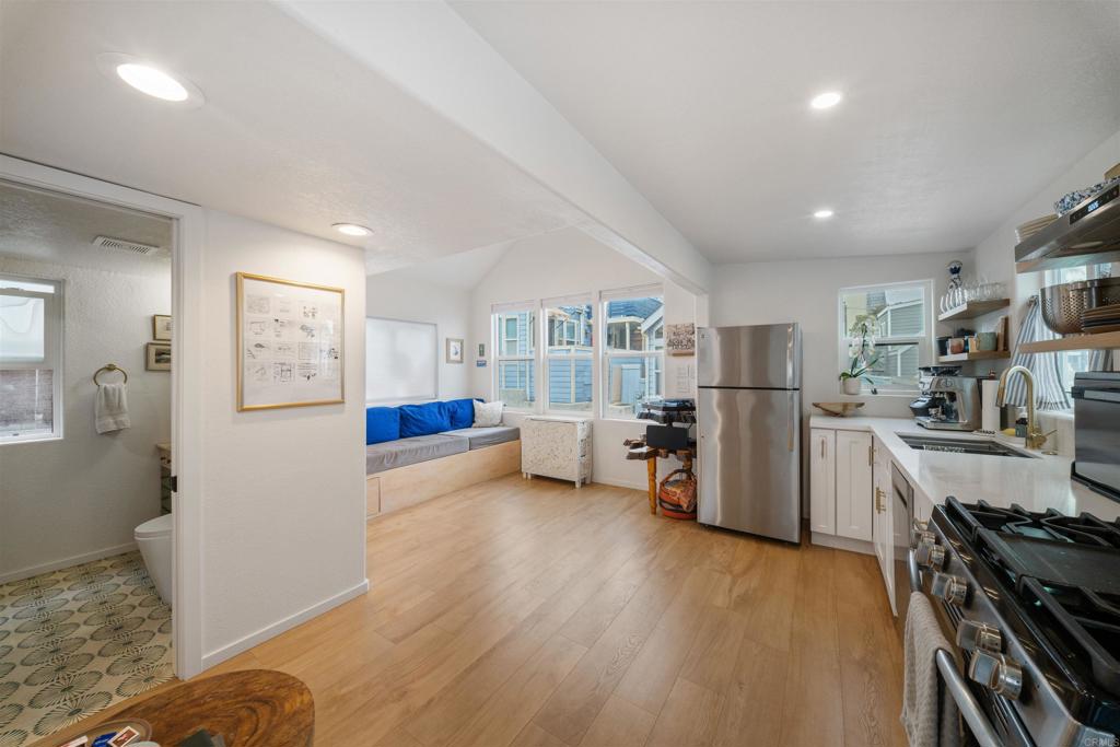 1624 N Coast Highway 101 - photo 5