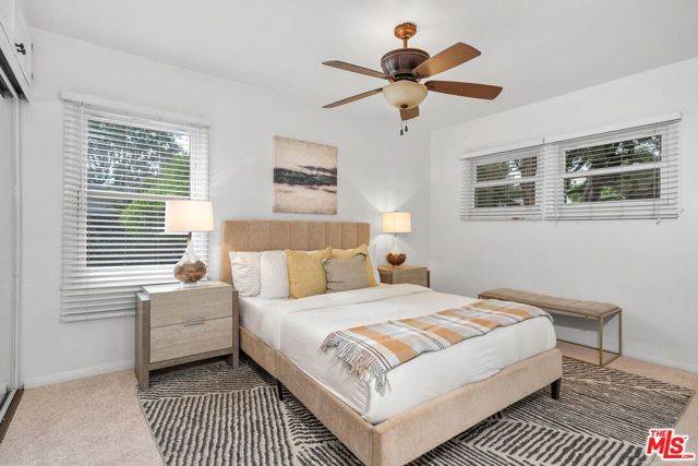 8131 Paso Robles Avenue, Lake Balboa CA: https://media.crmls.org/mediaz/d5528943-962a-45c9-8065-0045f140c14a.jpg