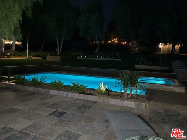 10555 Art Street, Sunland CA: https://media.crmls.org/mediaz/d55320d8-a302-45e2-9f77-8cf92dc9a9b6.jpg