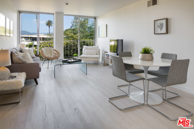 220 SAN VICENTE Boulevard, 609 photo 13