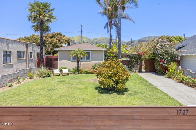 1727 San Nicholas Street, Ventura CA: https://media.crmls.org/mediaz/d554d7e7-a313-4893-b360-699fa6b69275.jpg