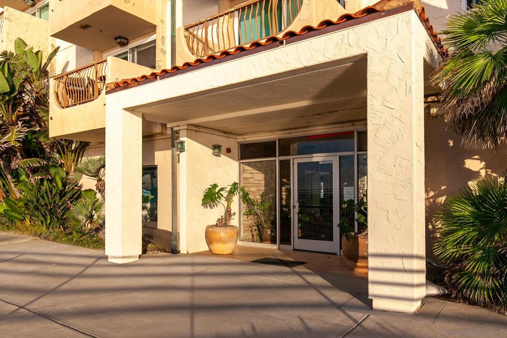 4878 Pescadero Ave - photo 3