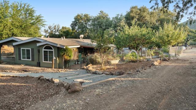 Image 9 of 24 For 25218 Black Canyon Rd