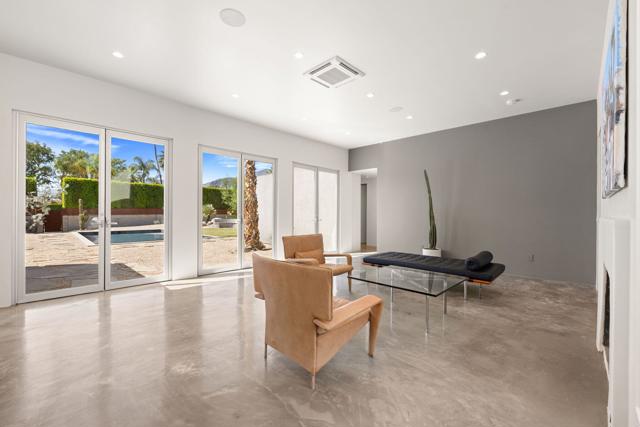 688 E Mel Avenue, Palm Springs, CA 92262