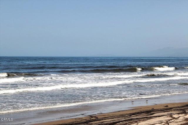 232 Rosewood Street, Ventura CA: https://media.crmls.org/mediaz/d557c821-16c6-4f4f-9165-339fe98b35f9.jpg