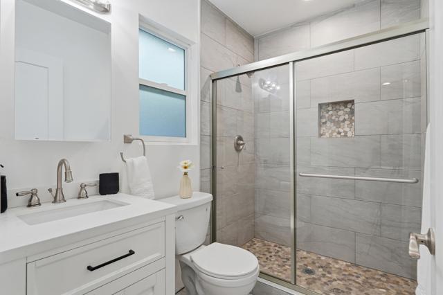 Detail Gallery Image 16 of 36 For 3370 72 Par Dr, La Mesa,  CA 91941 - 5 Beds | 4 Baths