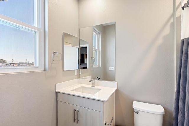 3957 Wattling Street, Oakland CA: https://media.crmls.org/mediaz/d55a09ae-17f9-4f2f-ac21-44bacc9ad538.jpg