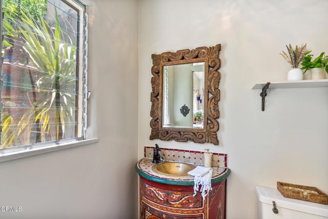 Detail Gallery Image 28 of 64 For 2707 Hermosita Dr, Glendale,  CA 91208 - 3 Beds | 3/1 Baths