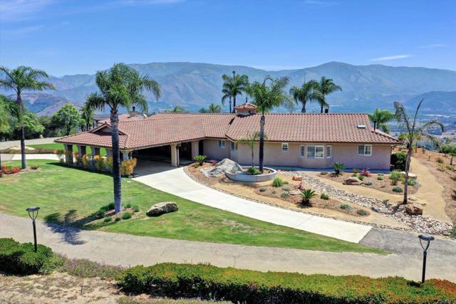36485 Carney Road, Valley Center CA: https://media.crmls.org/mediaz/d55ada9a-13b4-4369-bd12-26e8f3648734.jpg