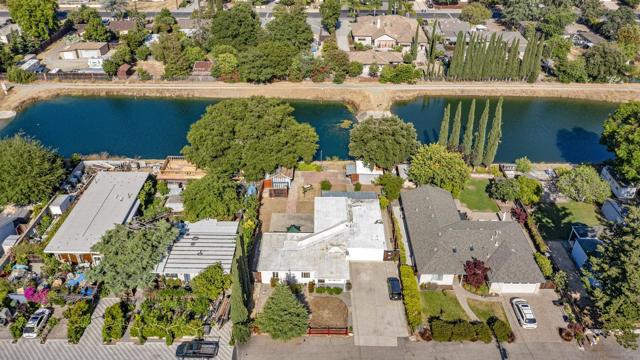 848 Kenneth Avenue, Campbell CA: https://media.crmls.org/mediaz/d55ae1b9-ddf7-4f6a-87c5-0c74d5210f45.jpg