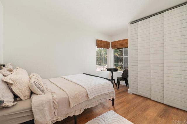 2663 Sutter St, Carlsbad CA: https://media.crmls.org/mediaz/d55c1935-5aa6-491a-a3c1-be8b12a85a53.jpg