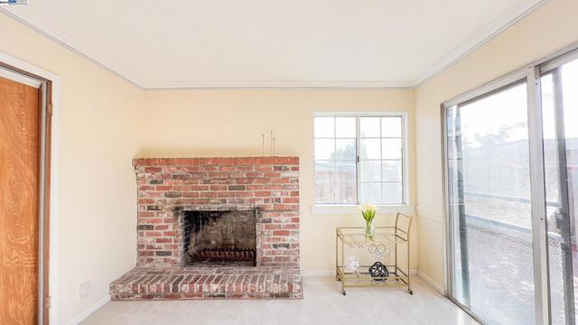 Image 17 of 55 For 311 Cima Dr  