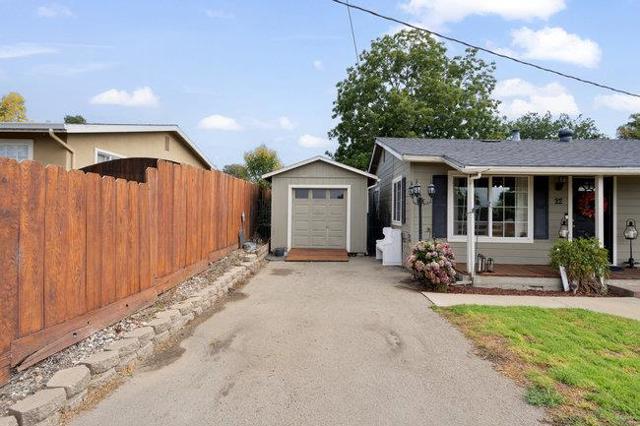 22 Heiner Road, Watsonville CA: https://media.crmls.org/mediaz/d55df0a2-863e-42b2-bf21-4806d9887ddd.jpg