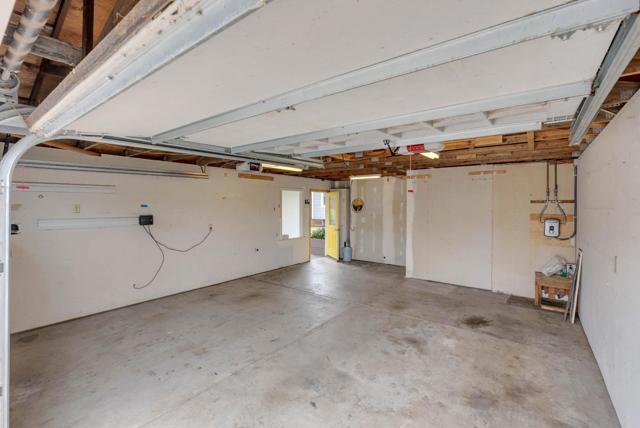 1054 Jenevein Avenue, San Bruno CA: https://media.crmls.org/mediaz/d55dfe91-196a-4620-87a1-305e38682ae1.jpg