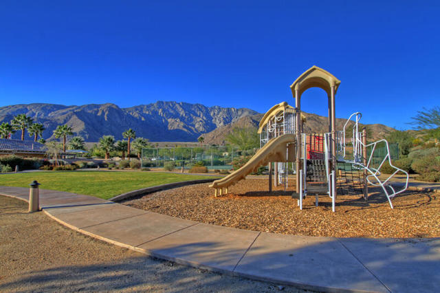 703 Ventana, Palm Springs CA: https://media.crmls.org/mediaz/d55eb89d-ca60-4d75-a961-963885216ede.jpg