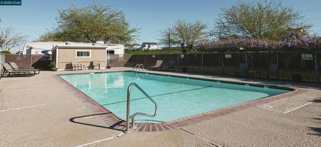 3505 Gateway Rd, Bethel Island CA: https://media.crmls.org/mediaz/d55ecfc0-1a2b-49f7-a764-048ccae2144d.jpg