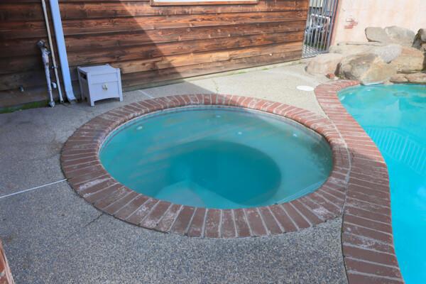 40835 Big Oak Flat Road, Oakhurst CA: https://media.crmls.org/mediaz/d55fb66e-a8f0-463f-b9c7-b4776ece5334.jpg
