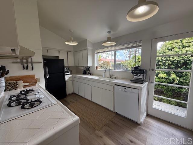 Detail Gallery Image 14 of 27 For 7049 Estrella De Mar Rd #69,  Carlsbad,  CA 92009 - 3 Beds | 2 Baths