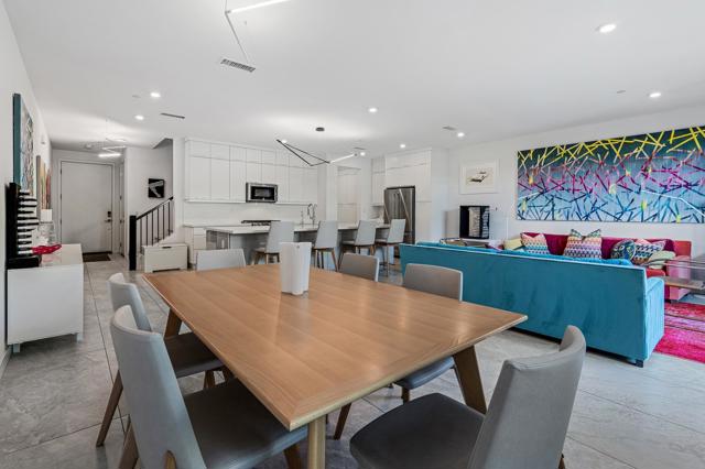 294 Mayfair Way, Palm Springs, CA 92264