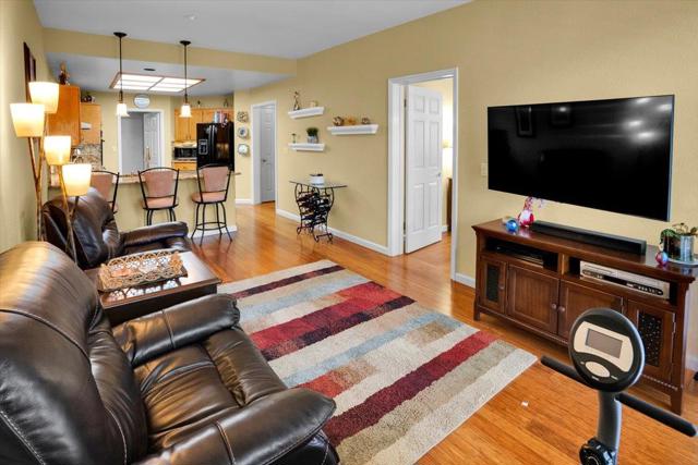 7812 Prestwick Circle, San Jose CA: https://media.crmls.org/mediaz/d560b445-f718-4db4-b2fc-ddc34854b526.jpg