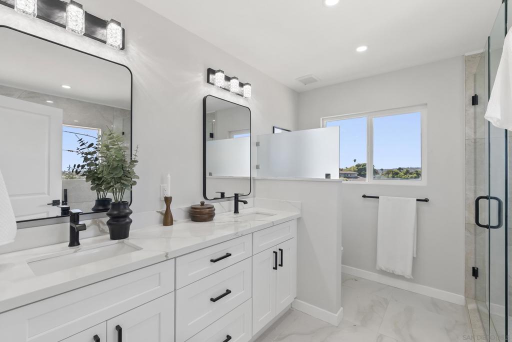2175 Clove St - photo 8