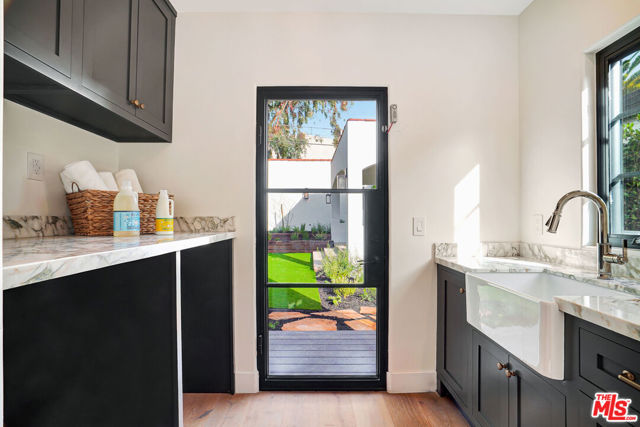 8617 Rugby Drive, West Hollywood CA: https://media.crmls.org/mediaz/d561a0e3-e60f-4224-9a29-c236c011224e.jpg