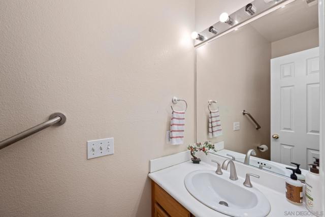 4111 Massachusetts Ave, La Mesa CA: https://media.crmls.org/mediaz/d562a6db-714d-443f-a90e-4fe8fb510b5f.jpg