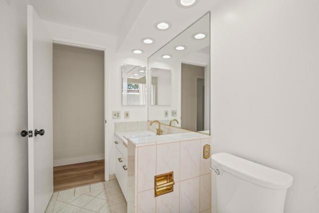 354 Port Royal Avenue, Foster City CA: https://media.crmls.org/mediaz/d5634ff8-d171-4db1-a6cb-eac57dd607d2.jpg
