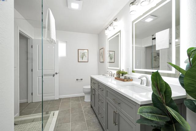 1662 Dorchester Pl, Concord CA: https://media.crmls.org/mediaz/d56517db-94e6-425e-8a9e-8ca44d77189f.jpg