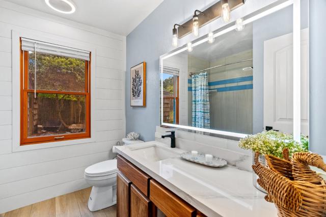 11 Yankee Point Drive, Carmel CA: https://media.crmls.org/mediaz/d565c05d-717a-407e-aa68-1563381975ad.jpg