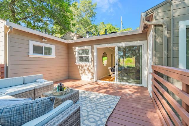 25 Overlake Court, Oakland CA: https://media.crmls.org/mediaz/d56676c3-fdc3-40a9-a8b1-e80639feda66.jpg