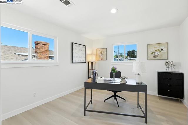 1739 E 22Nd St, Oakland CA: https://media.crmls.org/mediaz/d566d8a8-f0a8-4929-a661-e4372de25905.jpg