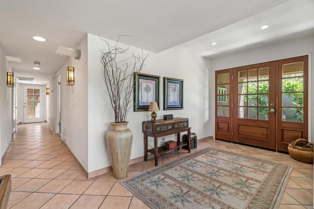 73259 Boxthorn Lane, Palm Desert CA: https://media.crmls.org/mediaz/d567bde9-76d8-45cb-a03a-0eceba53a3a3.jpg