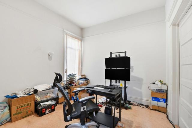 21182122 Mason Street, San Francisco CA: https://media.crmls.org/mediaz/d5685e6e-a5c2-4628-8e82-92a43daf2909.jpg