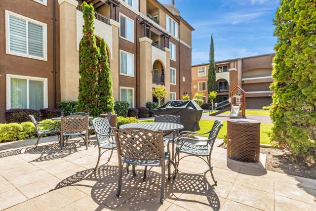 801 S Winchester Boulevard, San Jose CA: https://media.crmls.org/mediaz/d569eb92-3445-4295-a898-6c0eccf78946.jpg