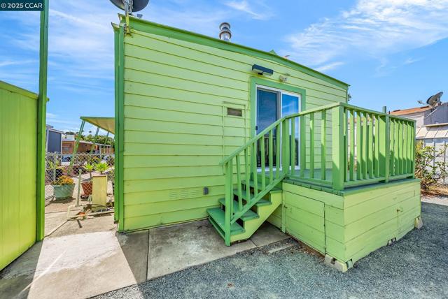 16401 San Pablo Ave, San Pablo CA: https://media.crmls.org/mediaz/d569f92f-5e28-402c-b1f2-a00fd5983230.jpg
