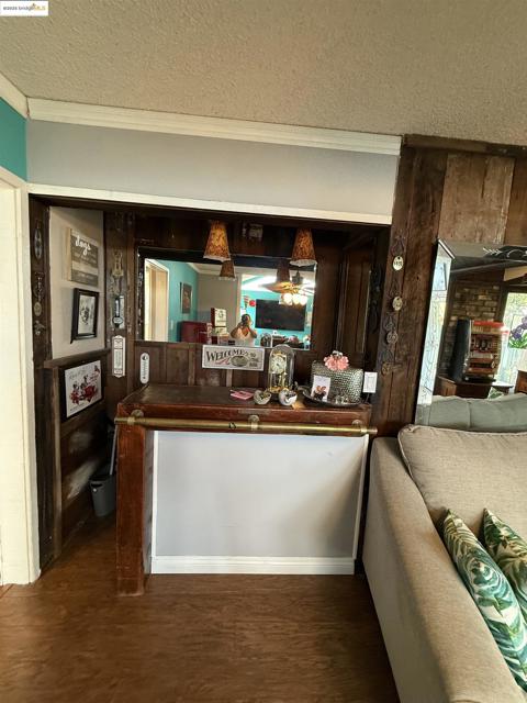 2821 Ponderosa Drive, Concord CA: https://media.crmls.org/mediaz/d56a8996-0411-4f81-a278-ead4aa2fbc5d.jpg