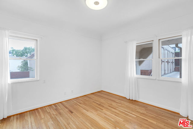 1557 S Genesee Avenue, Los Angeles CA: https://media.crmls.org/mediaz/d56acb88-4ecc-4e74-9f0c-eb29a48e9cbc.jpg
