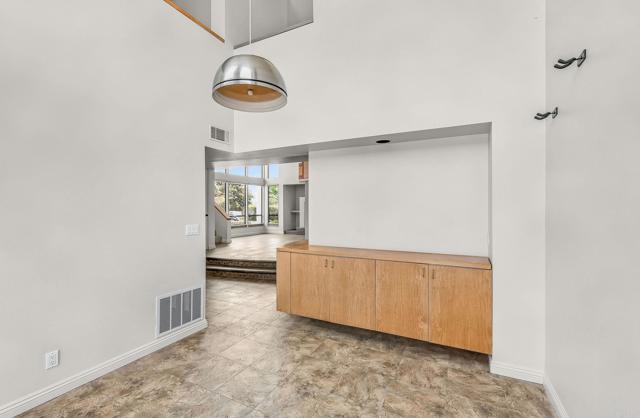 Detail Gallery Image 17 of 45 For 3112 N Mountain View Dr, San Diego,  CA 92116 - 4 Beds | 2 Baths