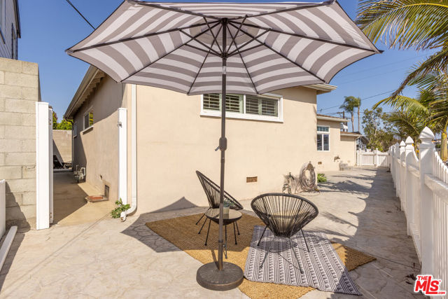 1402 Prospect Avenue, Hermosa Beach, California 90254, 3 Bedrooms Bedrooms, 0 ,1 BathroomBathrooms,Residential,For Sale,Prospect,0,26838145