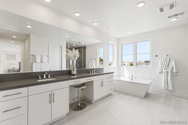 6513 Fischer Way, San Diego CA: https://media.crmls.org/mediaz/d56b9734-b7e4-4456-8557-6fec7235f3ab.jpg