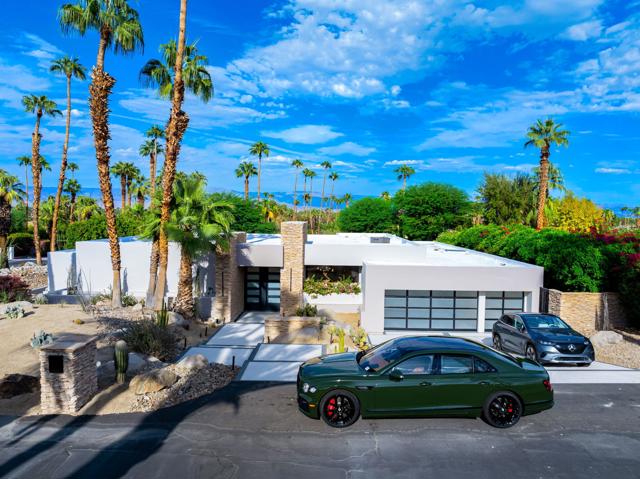 70630 Boothill Rd, Rancho Mirage CA: https://media.crmls.org/mediaz/d56ba105-8782-4dfd-8bde-e00bad72d6ce.jpg