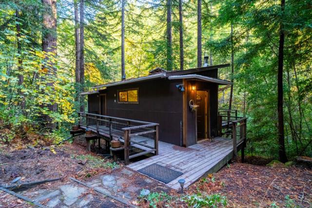1301 Bear Creek, Boulder Creek CA: https://media.crmls.org/mediaz/d56ce387-ce14-40e8-9654-2b505e8bd2a5.jpg